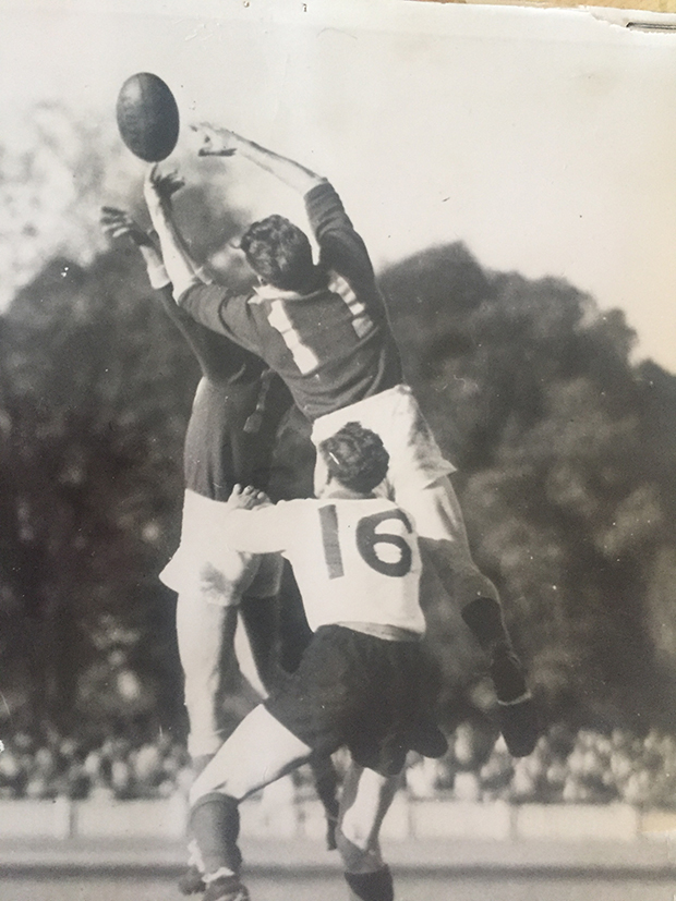 Flying Ilsley! One of many high-flying marks taken by George Isley for Bendigo against Ballarat, in a best-on-ground performance at Queen Elizabeth Oval in a representative match, 1956.
