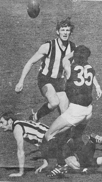 Barry Mulcair Shoots Out A Handpass   1970 Grand Final