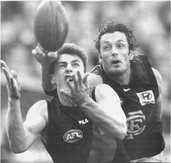 2000 Prelim. - Manton spoils Lloyd.