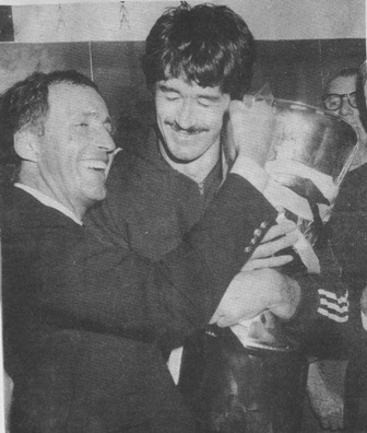 1982 GF - Fitzy, Rice & the Cup.