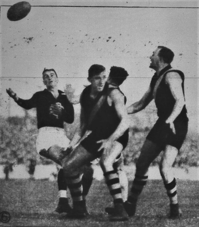 1934 Rnd 3 v Richmond at Punt Rd.
Harry Vallence marking shepherded by Ron Cooper
Leader May 26 