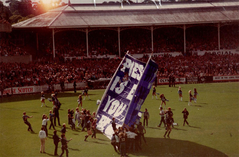 1981 Round 6 Banner